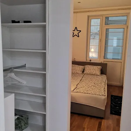 Modern In The Center Apartament Belgrad