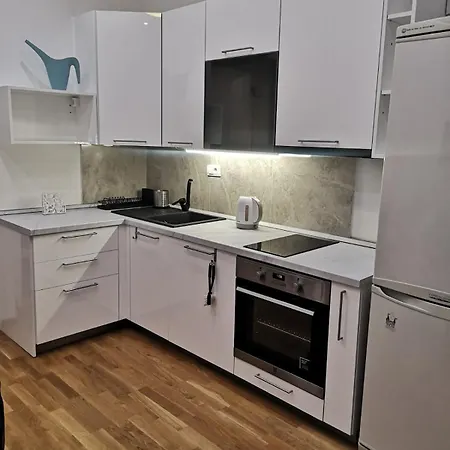 아파트 Modern In The Center *